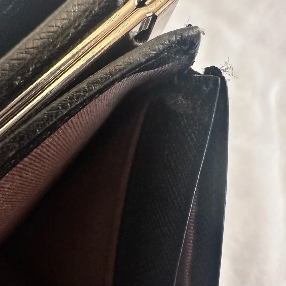 Burberry Black Leather Bifold Wallet